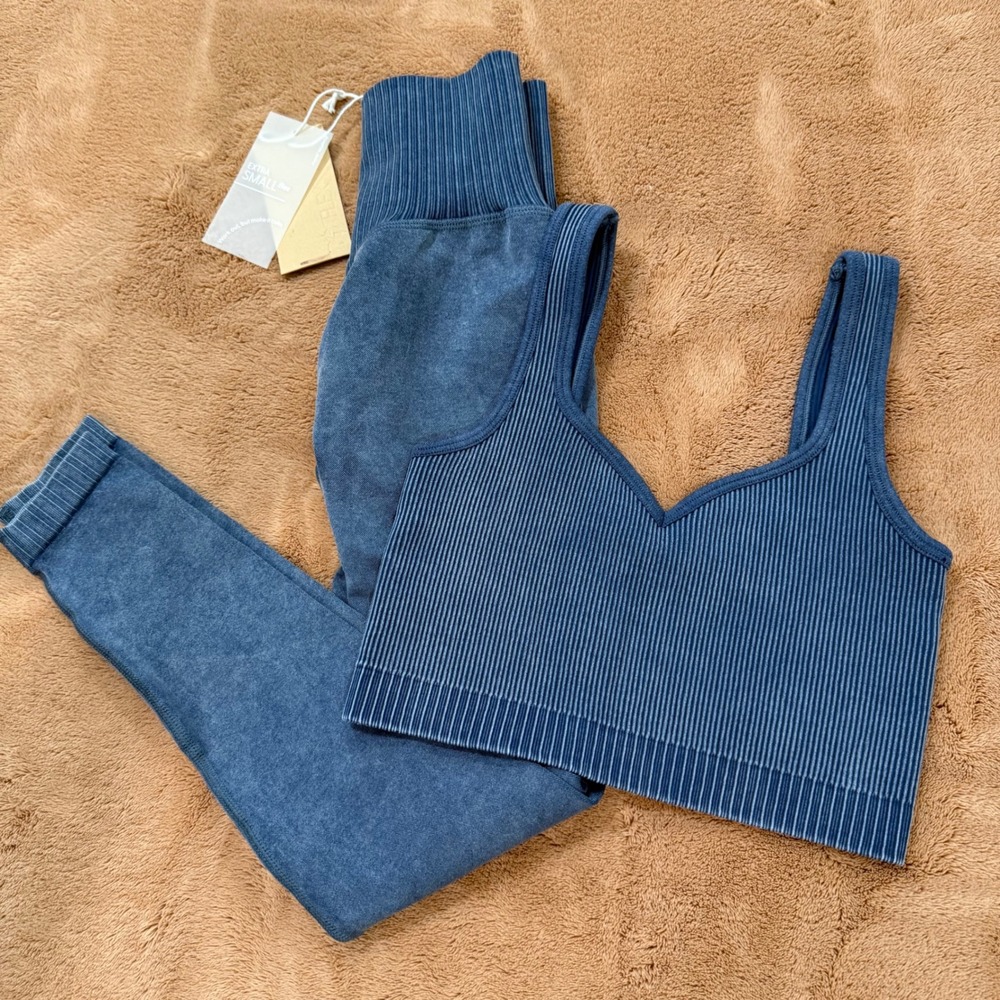 Popflex Active Ribbed Seamless Set Mineral Wash Blue Sports Bra Leggings XS NWT